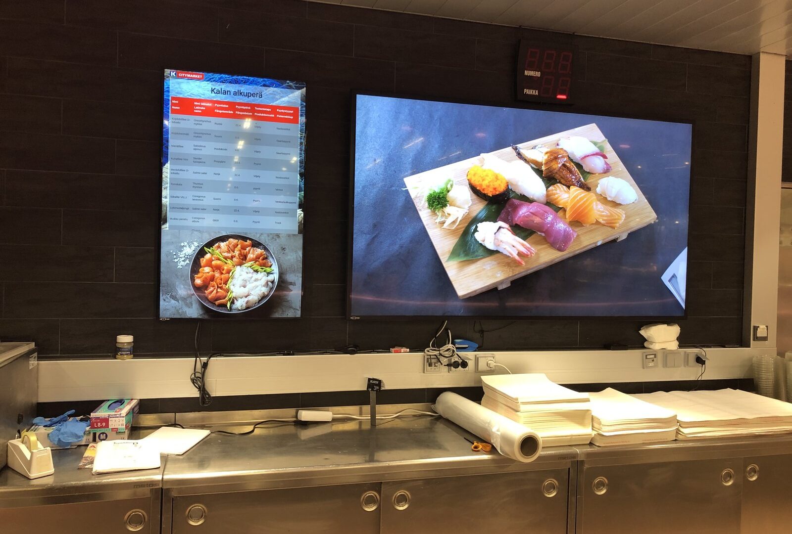 Tuoretaulut K-Citymarket Skanssin palvelutiskillä